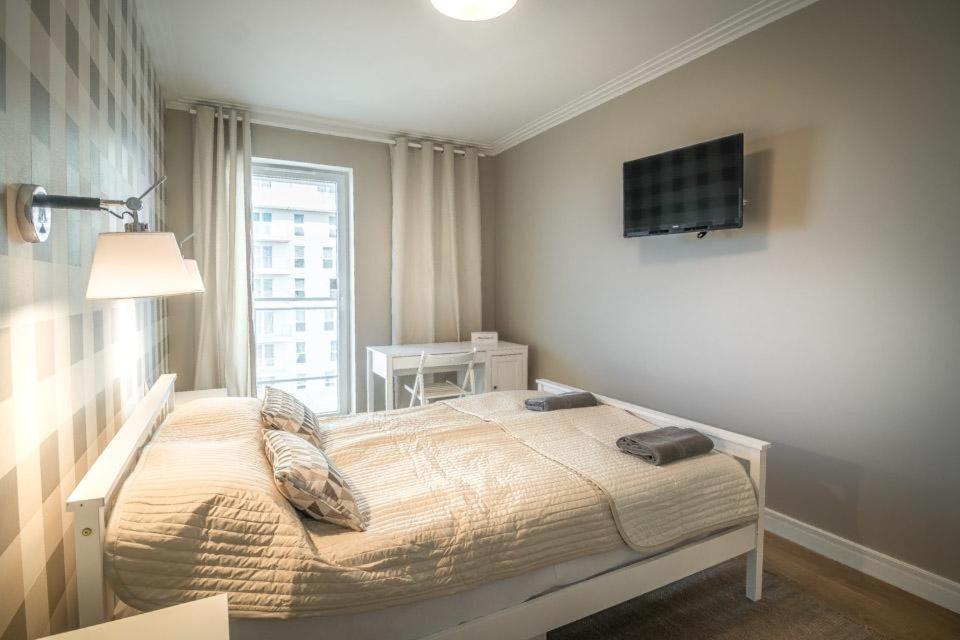 Cztery Oceany 808 Apartment กดัญสก์ ภายนอก รูปภาพ