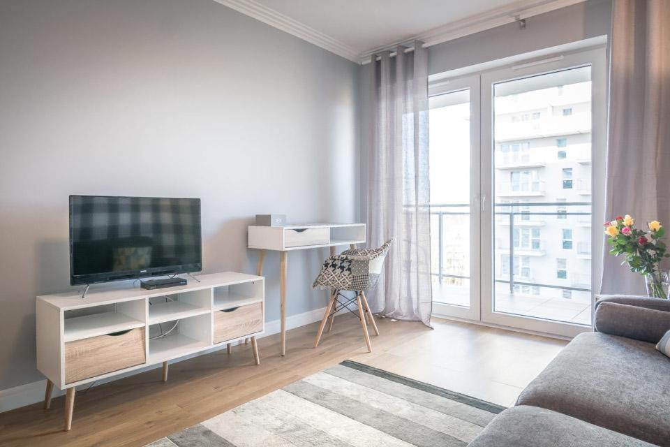 Cztery Oceany 808 Apartment กดัญสก์ ภายนอก รูปภาพ
